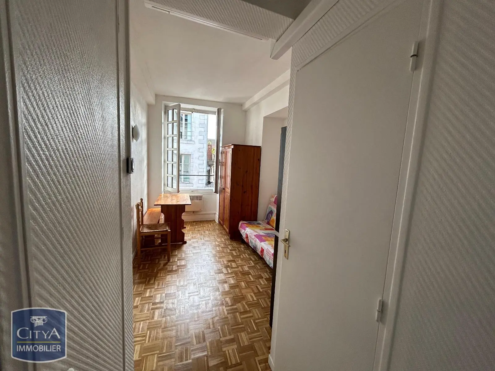 Photo 3 Appartement 1 pièce 12.68m²