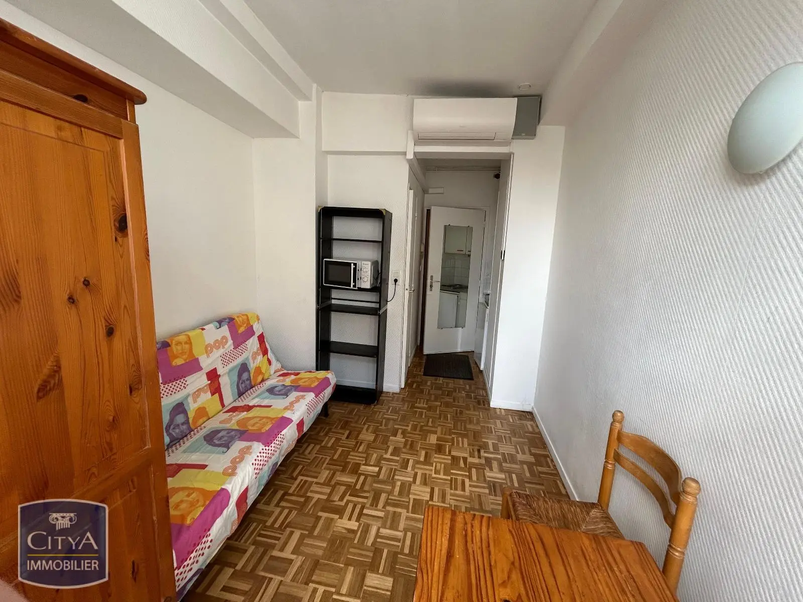 Photo 2 Appartement 1 pièce 12.68m²