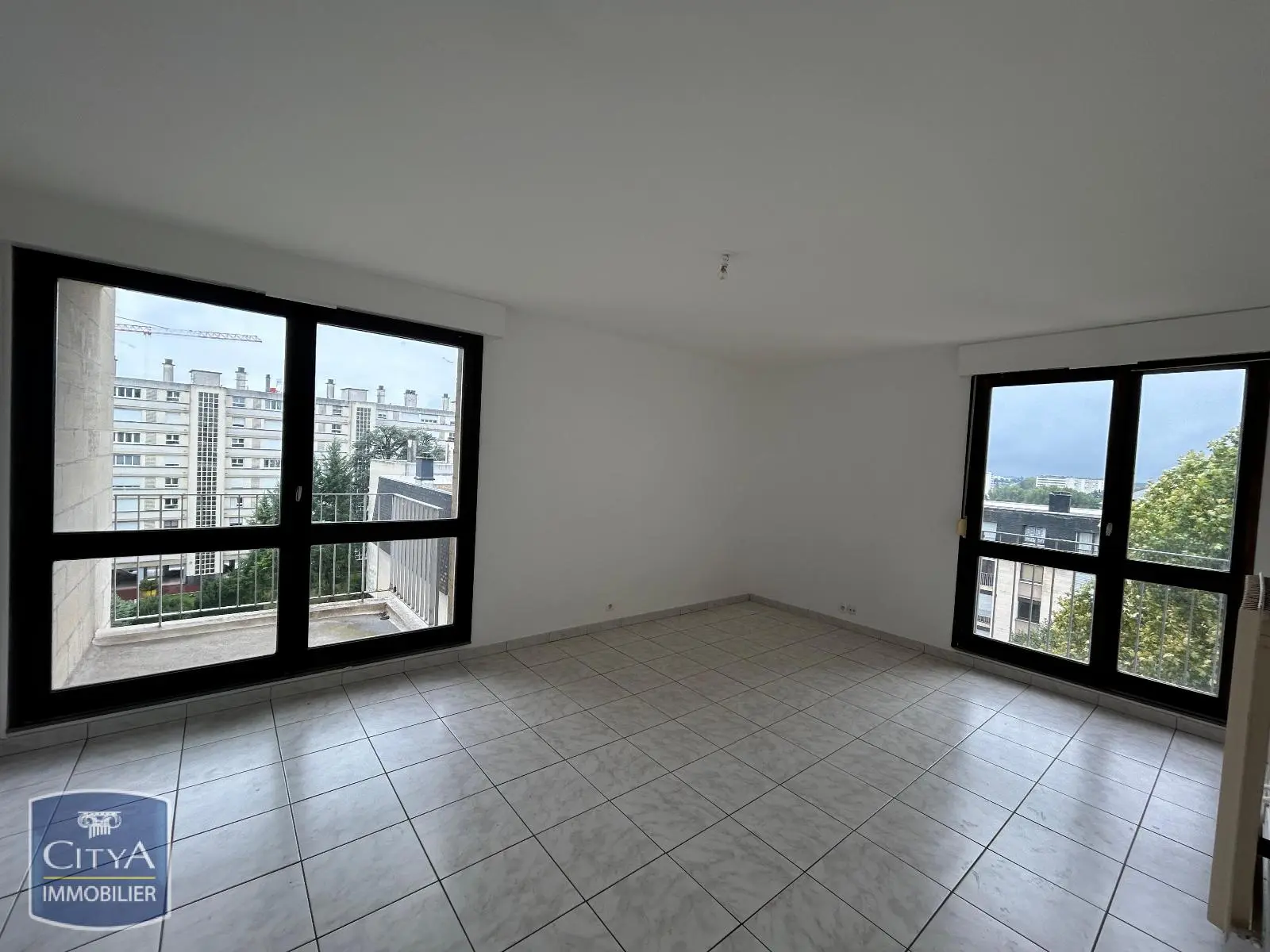 Photo 1 Appartement 1 pièce 37.35m²