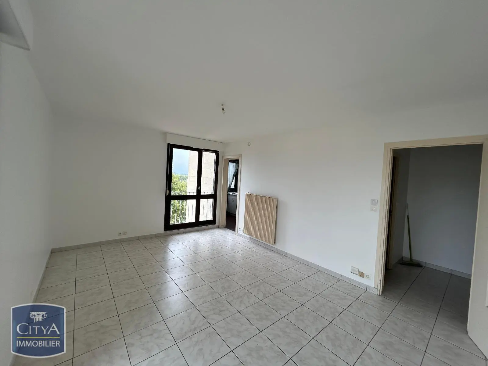 Photo 2 Appartement 1 pièce 37.35m²