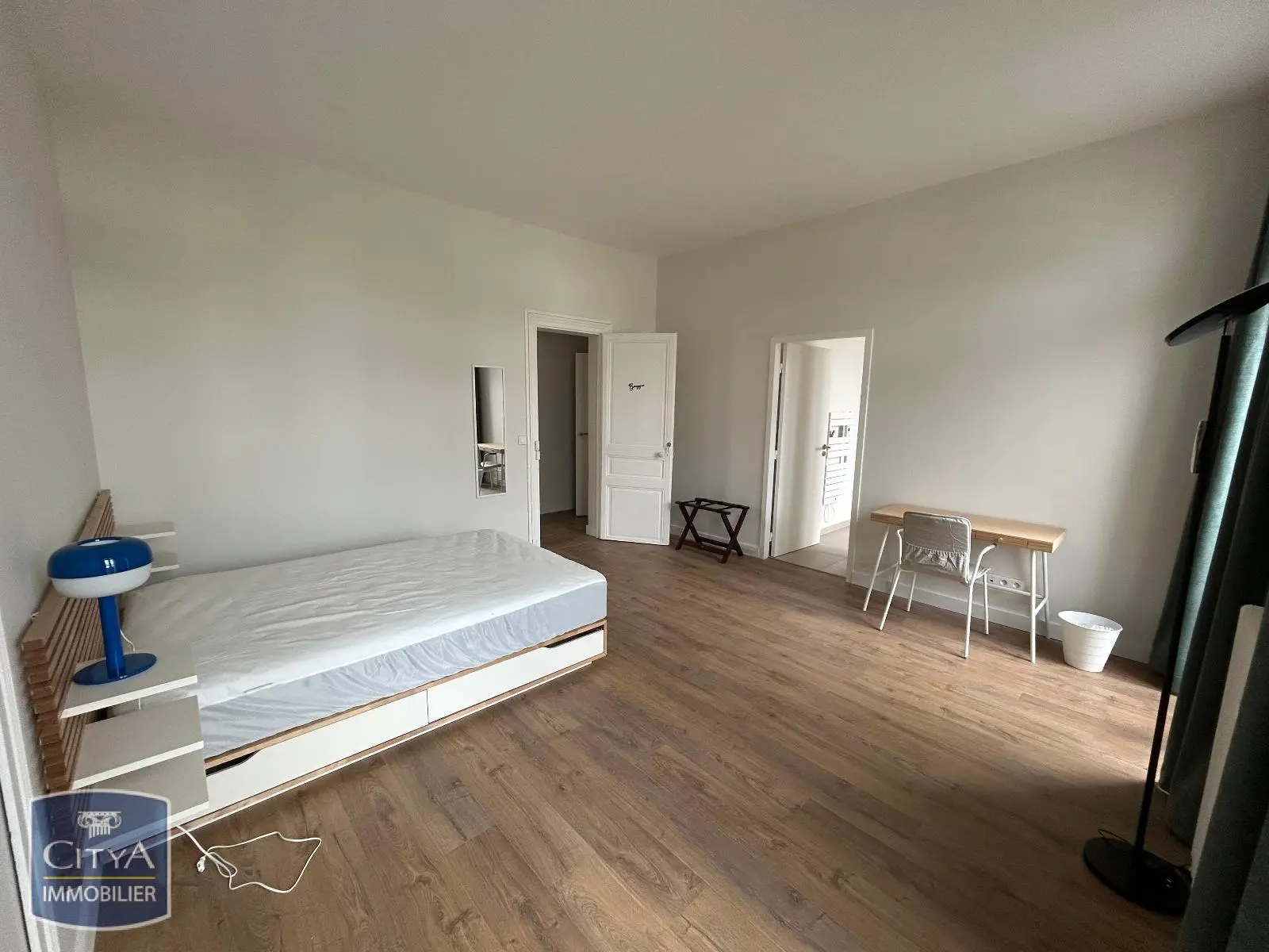 Photo 2 Appartement 1 pièce 32m²