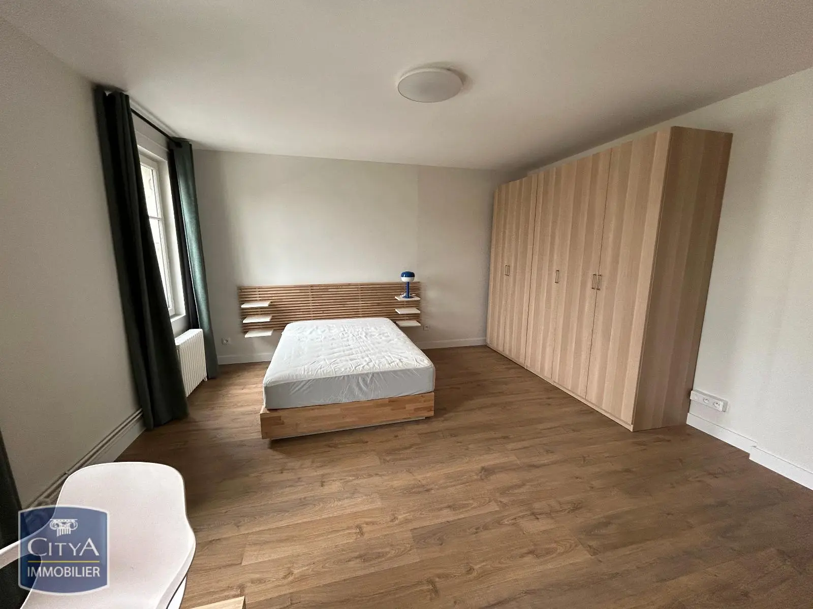 Photo 2 Appartement 1 pièce 28m²