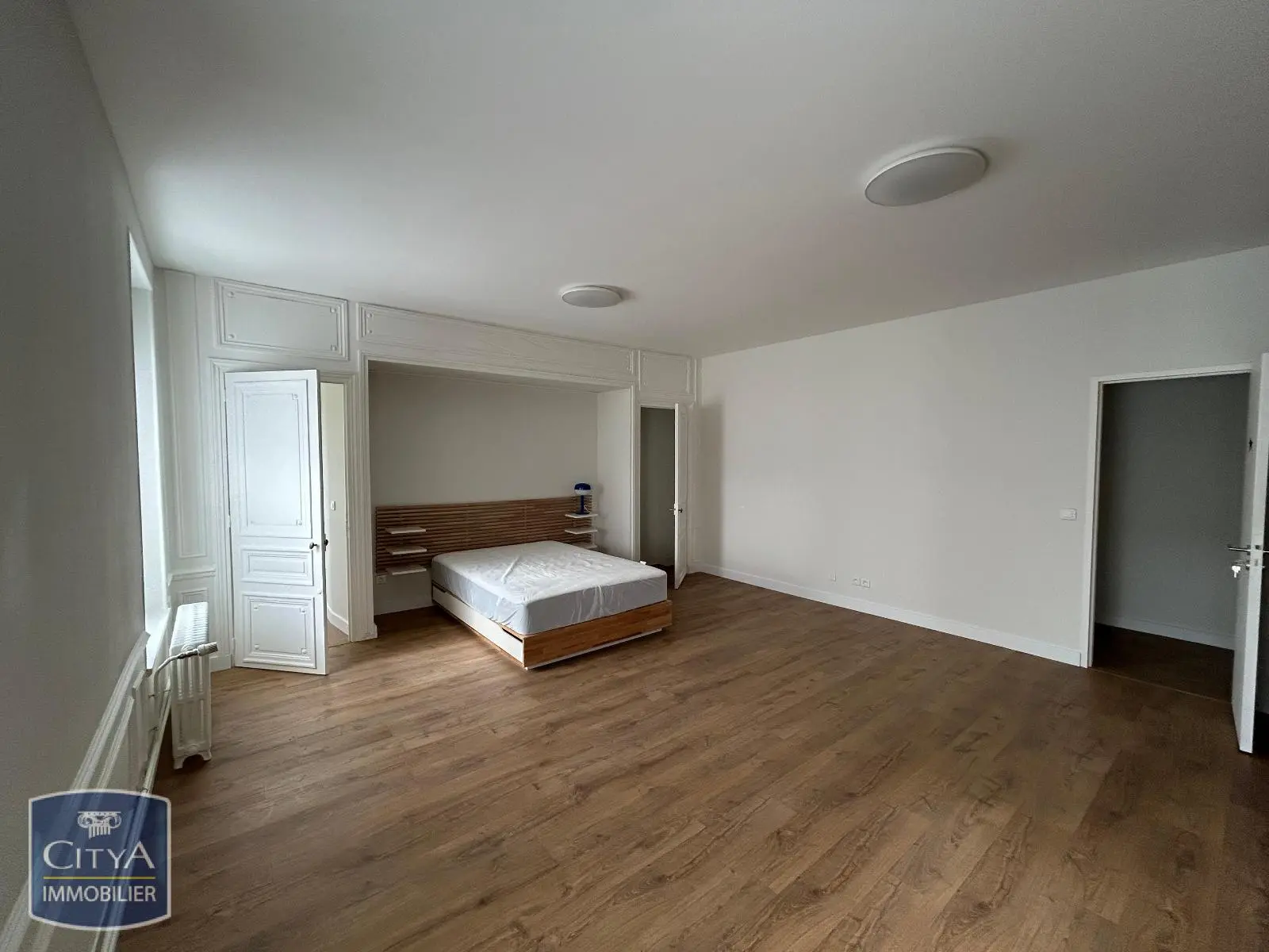 Photo 2 Appartement 1 pièce 38m²