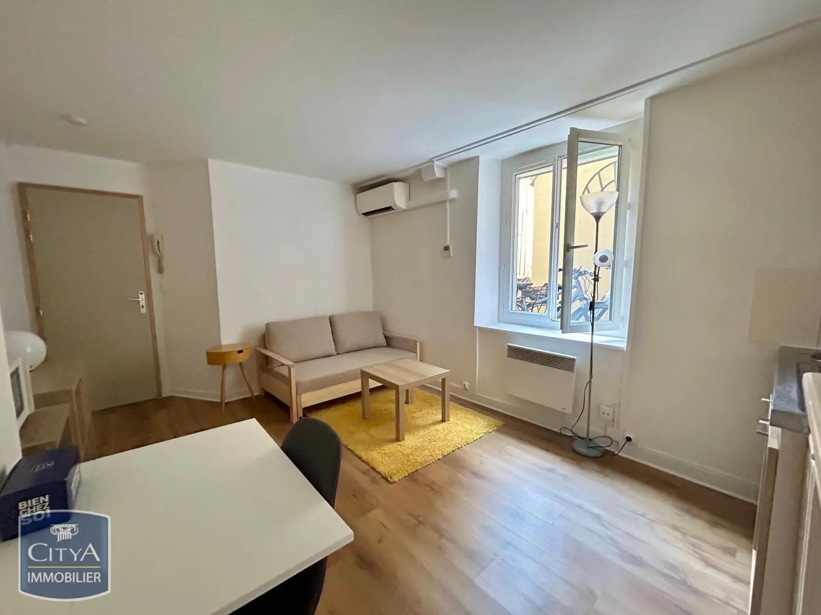 Photo 2 Appartement 1 pièce 17.03m²