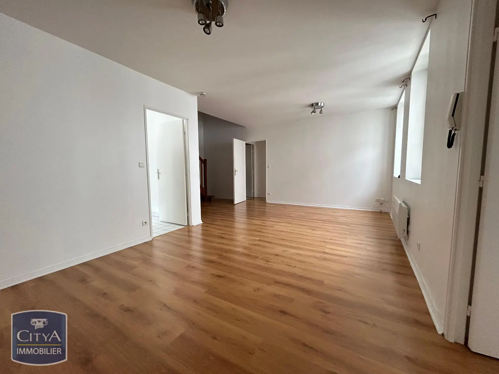 Photo 2 Appartement 4 pièces 89.86m²