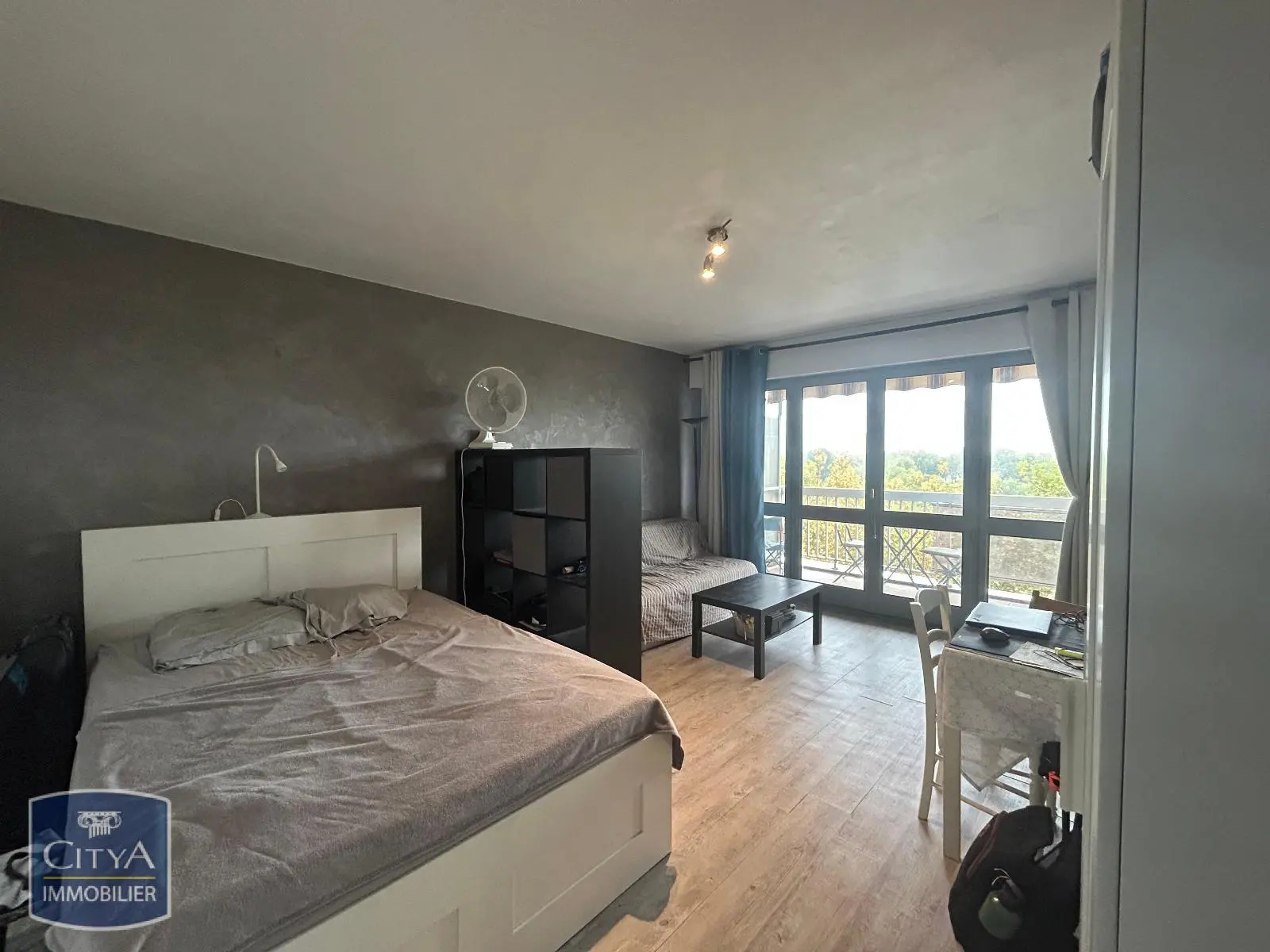 Photo 1 Appartement 1 pièce 30m²