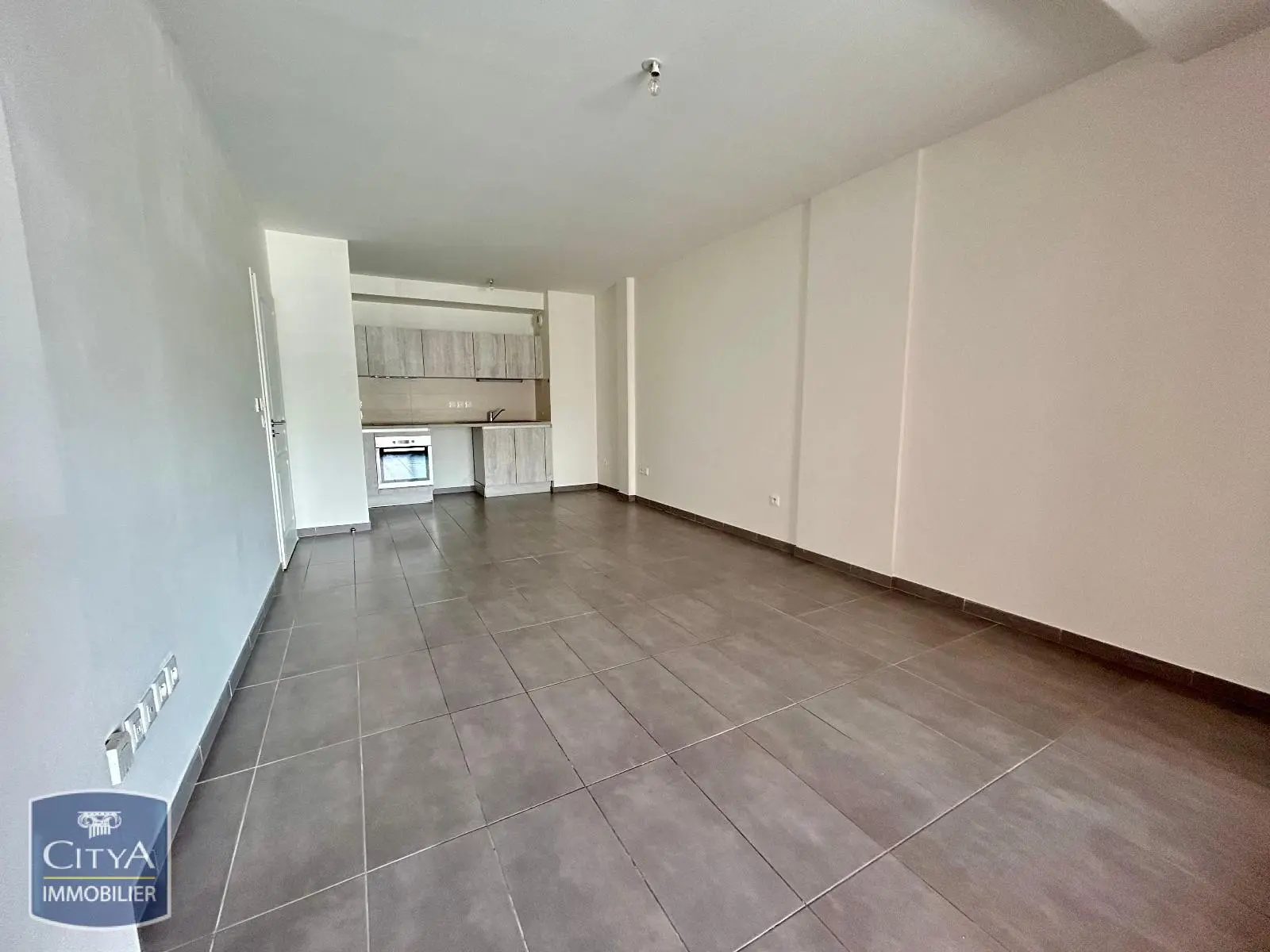 Photo 1 Appartement 2 pièces 55.62m²