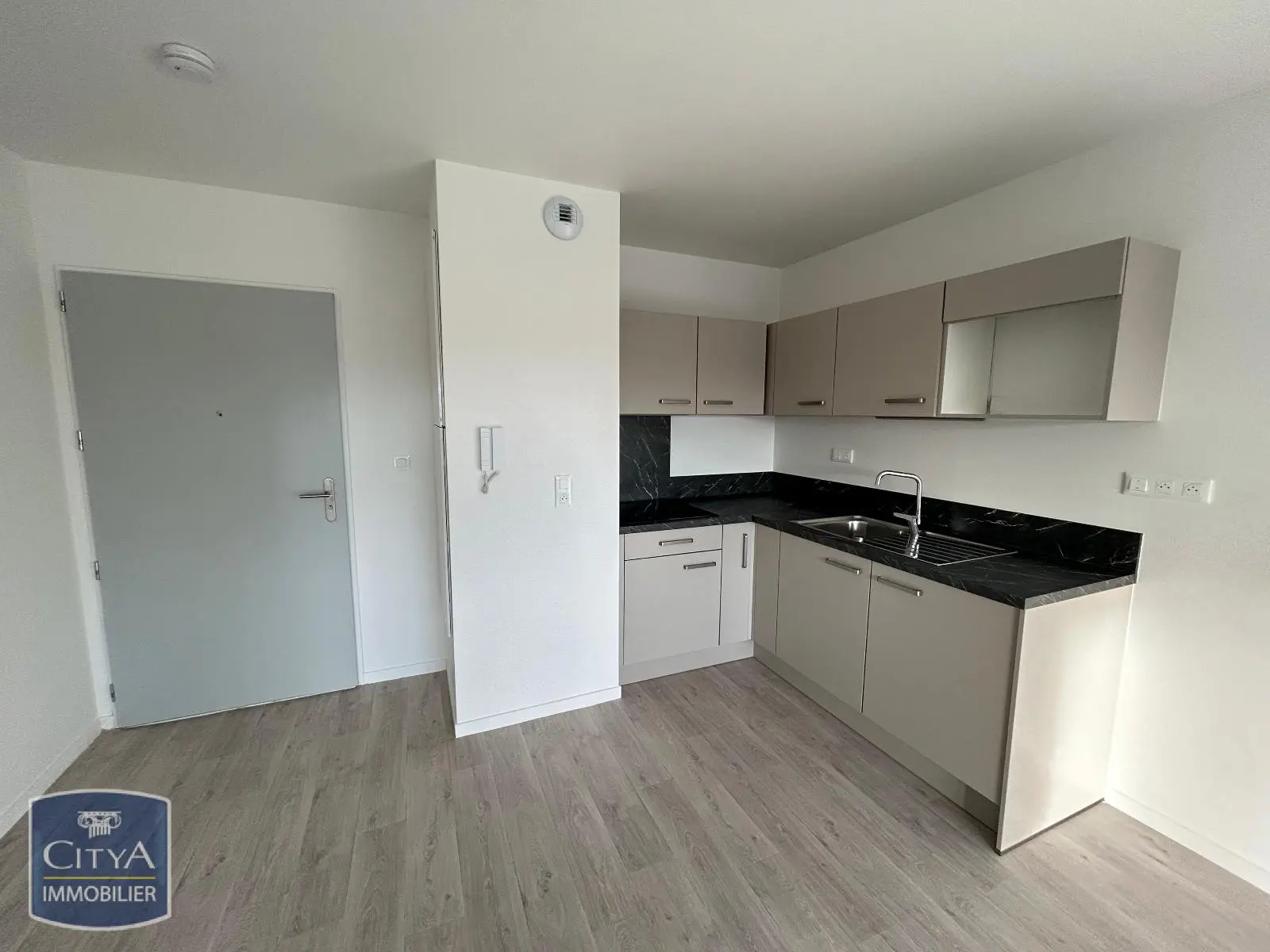 Photo 3 Appartement 2 pièces 46.4m²