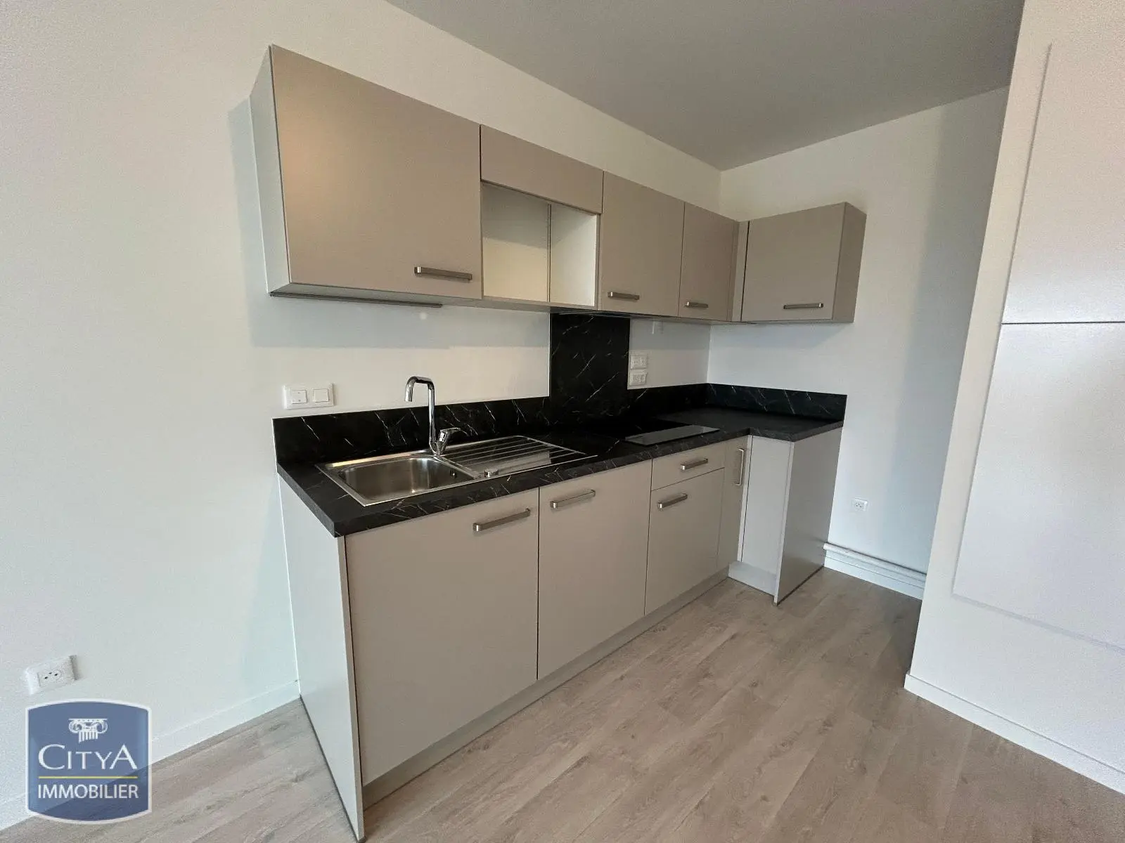 Photo 2 Appartement 2 pièces 45.83m²