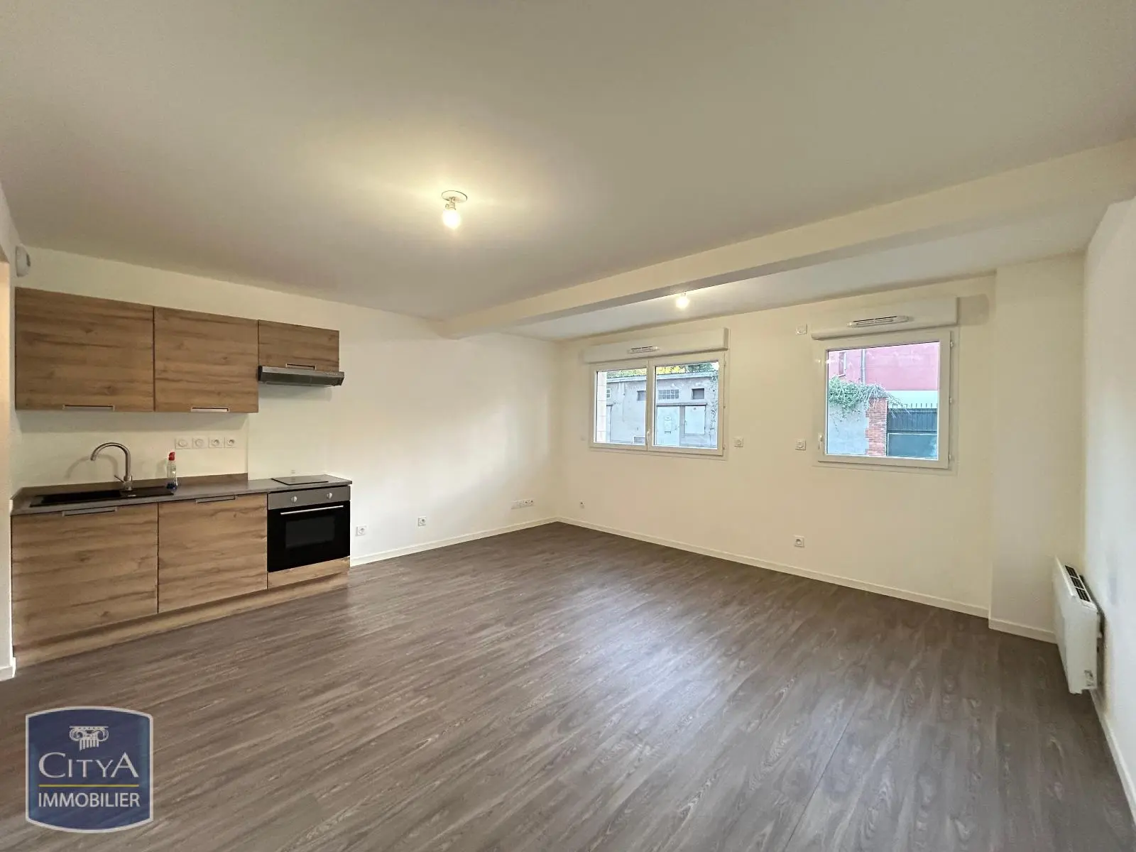 Photo 2 Appartement 1 pièce 33.05m²