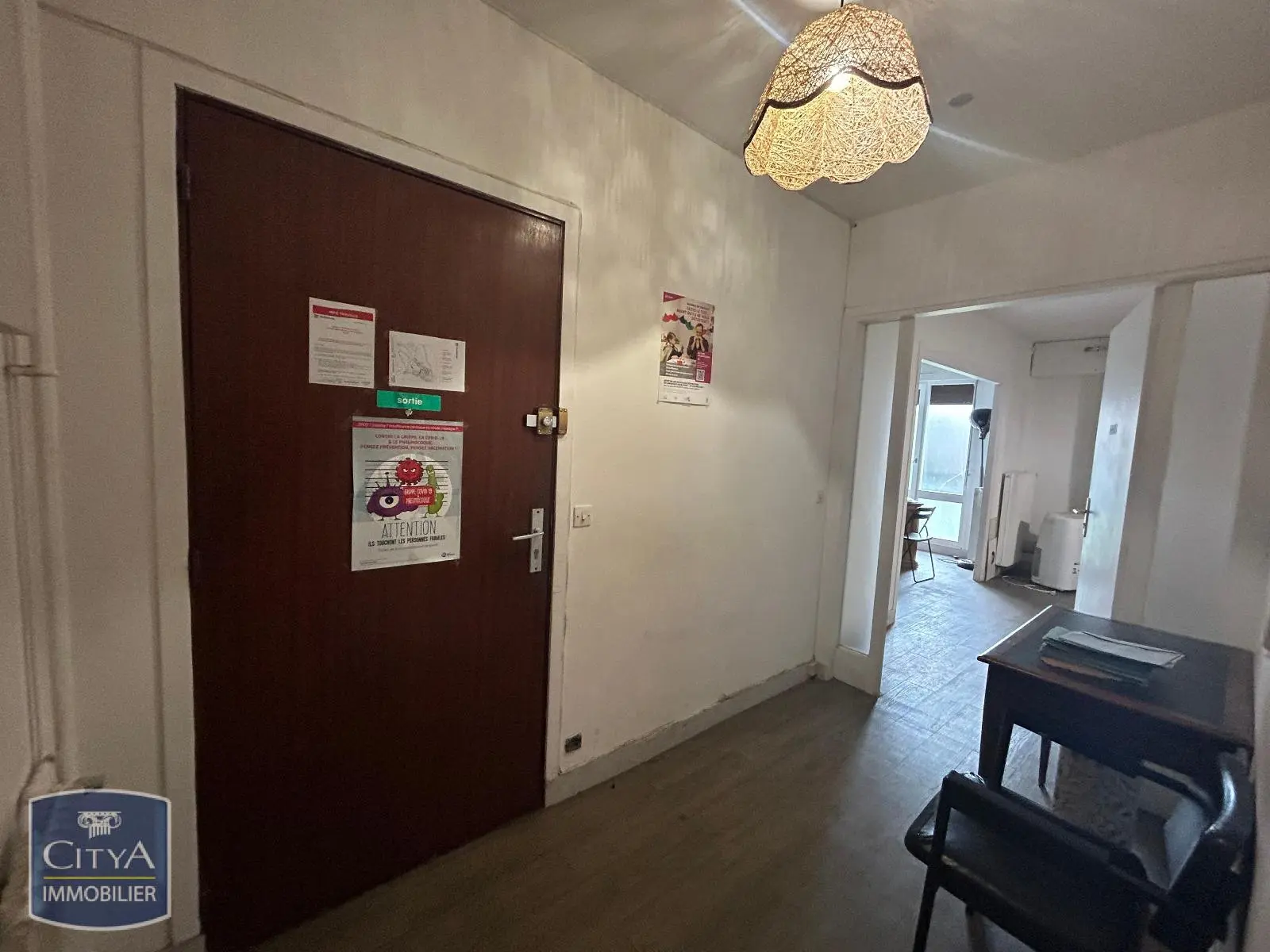 Photo 2 Local Professionnel 3 pièces 60m²