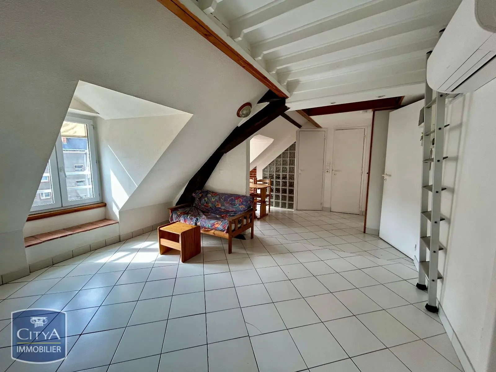 Photo 2 Appartement 1 pièce 22.34m²