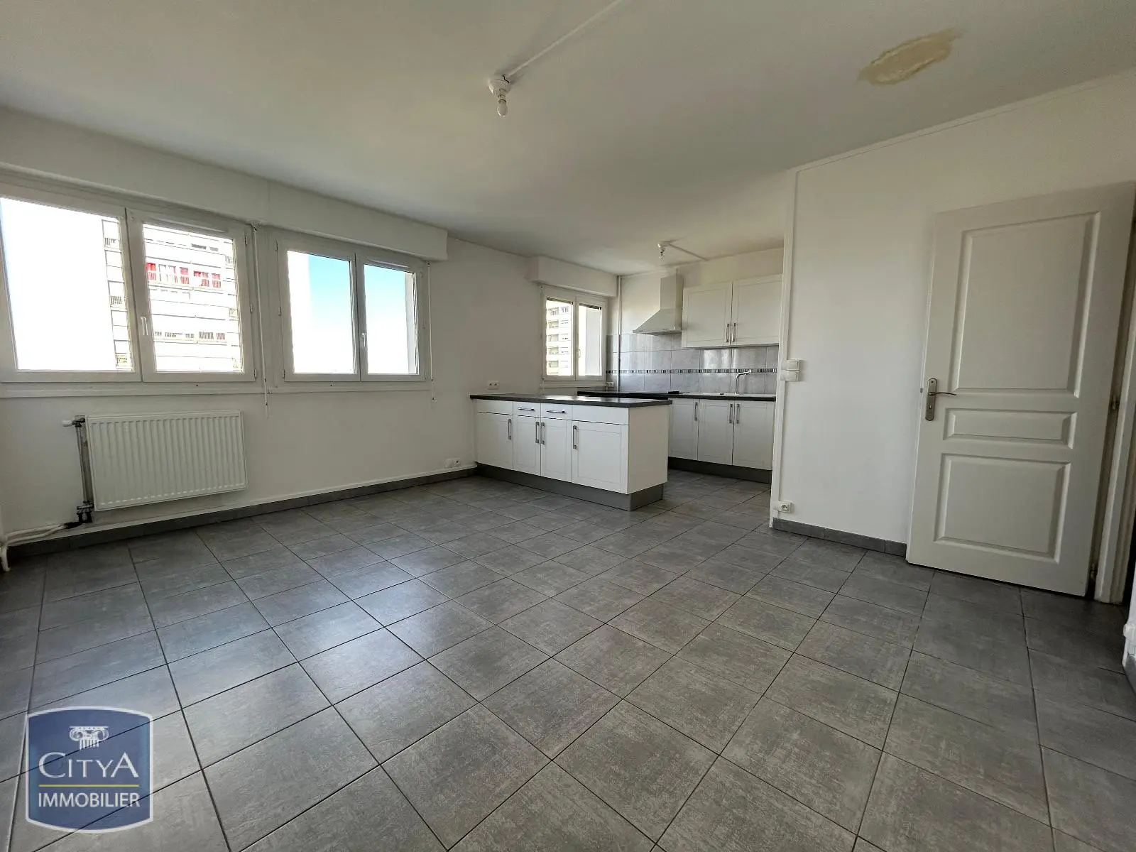 Photo 1 Appartement 4 pièces 73.68m²