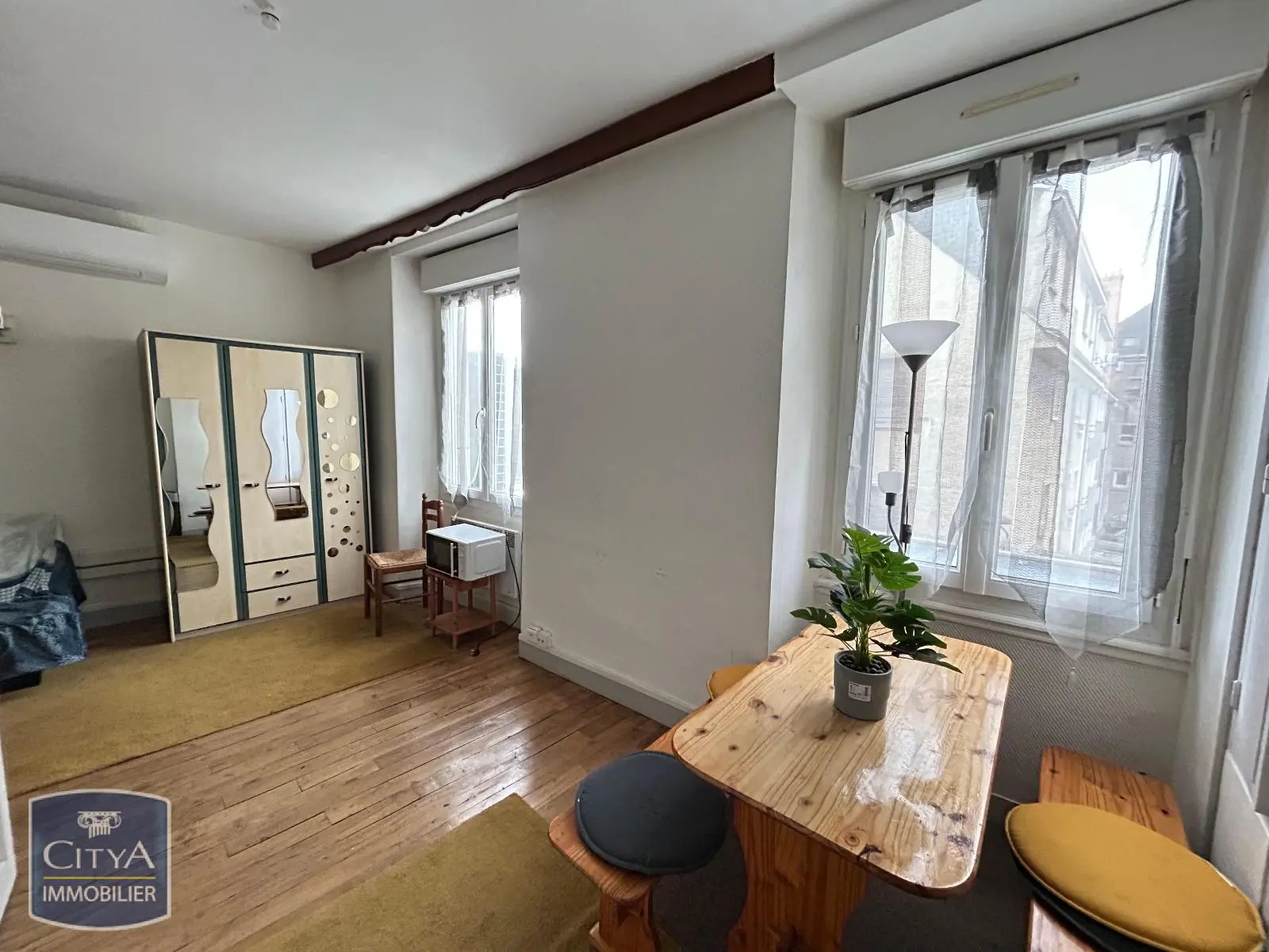 Photo 1 Appartement 1 pièce 19.8m²