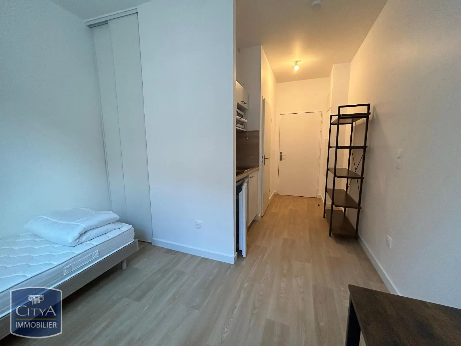 Photo 1 Appartement 1 pièce 17.12m²