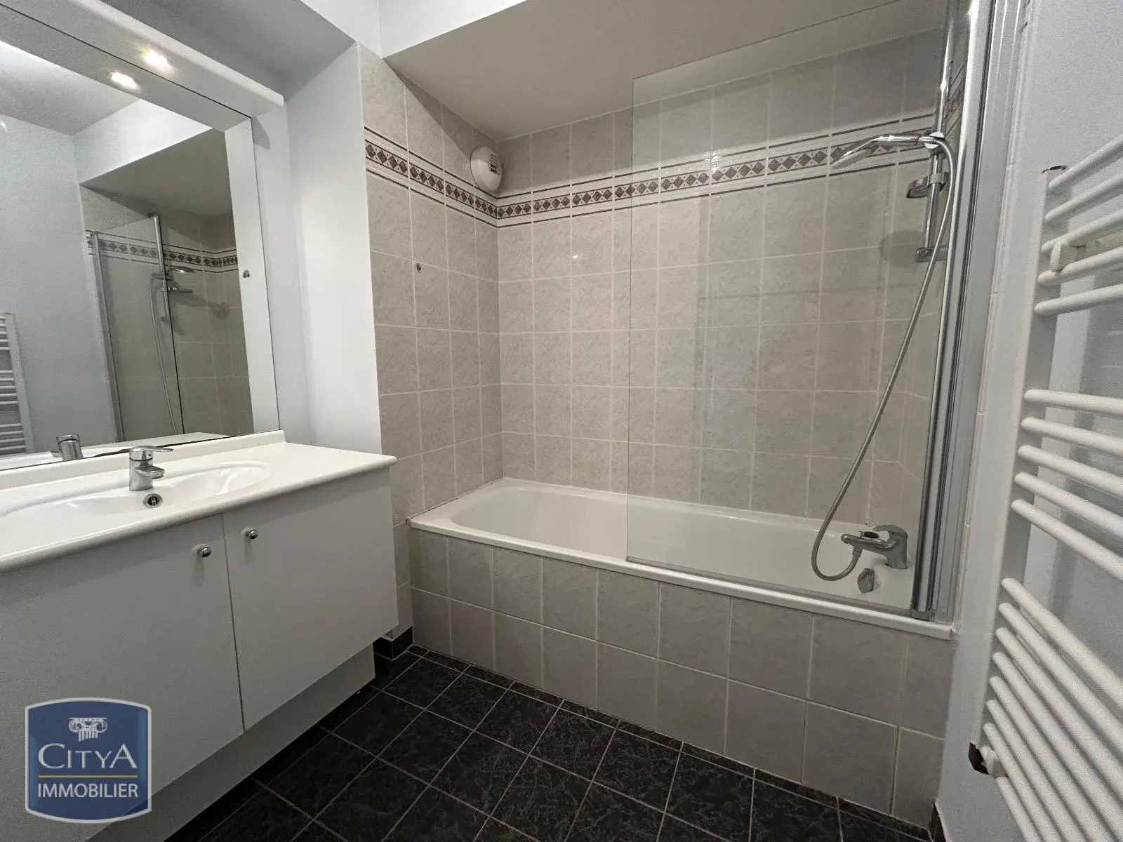 Photo 11 Appartement 4 pièces 93m²