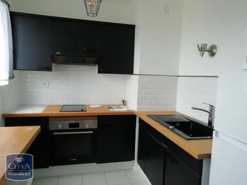 Photo 1 Appartement 1 pièce 30.78m²