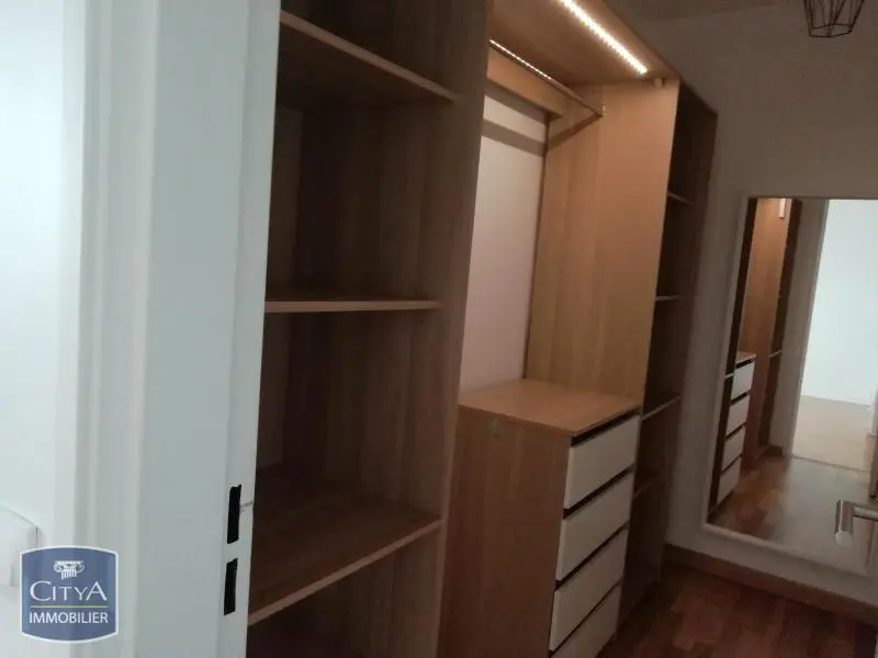 Photo 8 Appartement 1 pièce 30.78m²