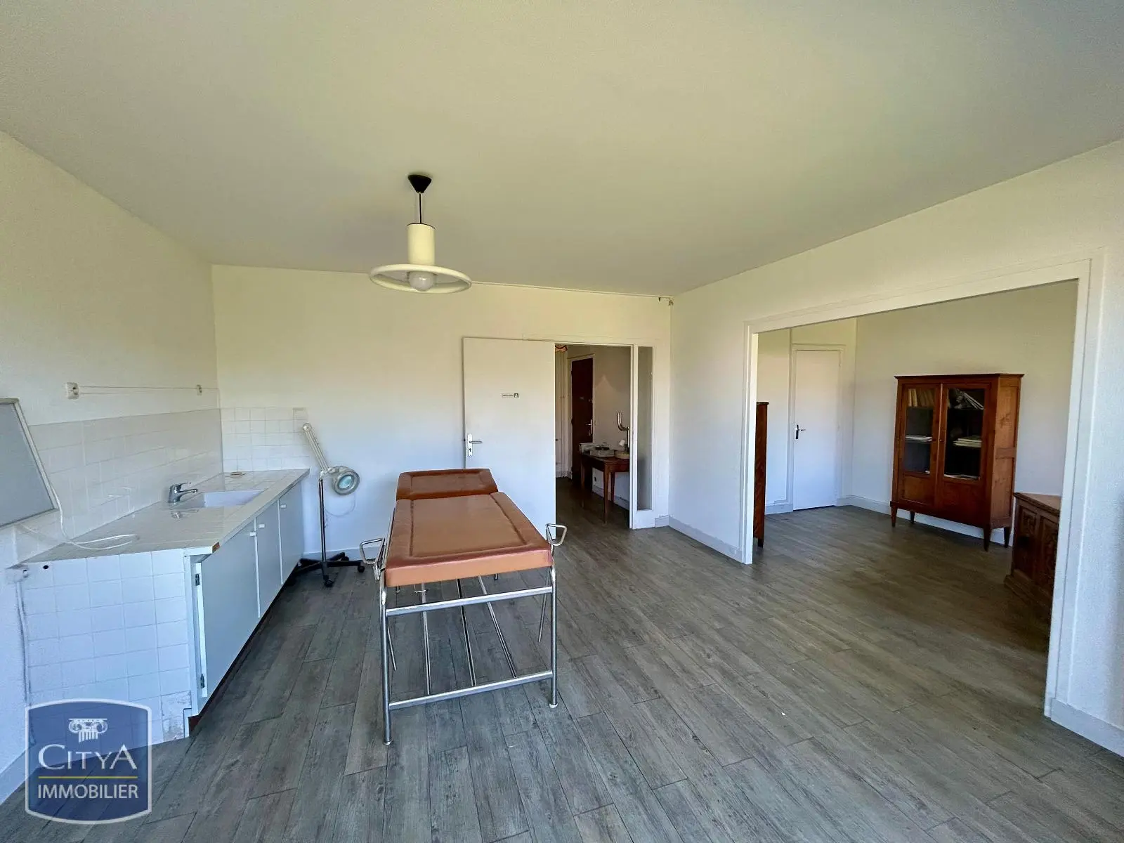 Photo 3 Local Professionnel 3 pièces 60m²