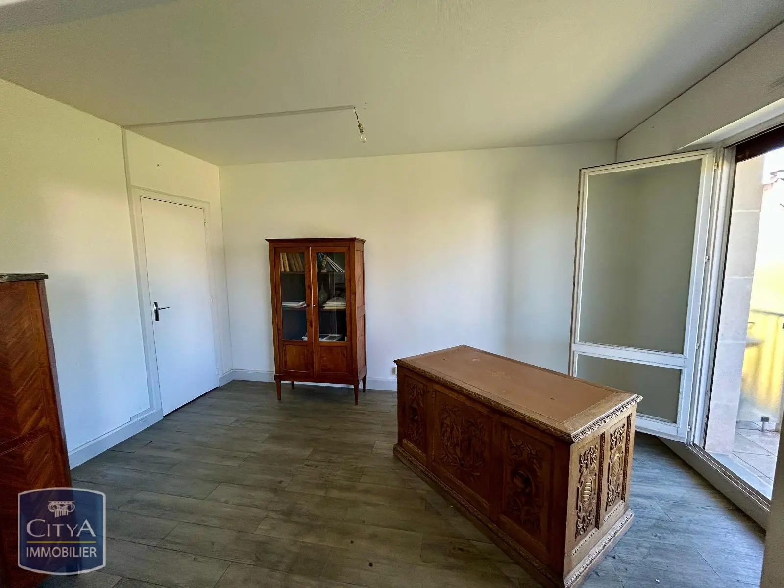 Photo 2 Local Professionnel 3 pièces 60m²