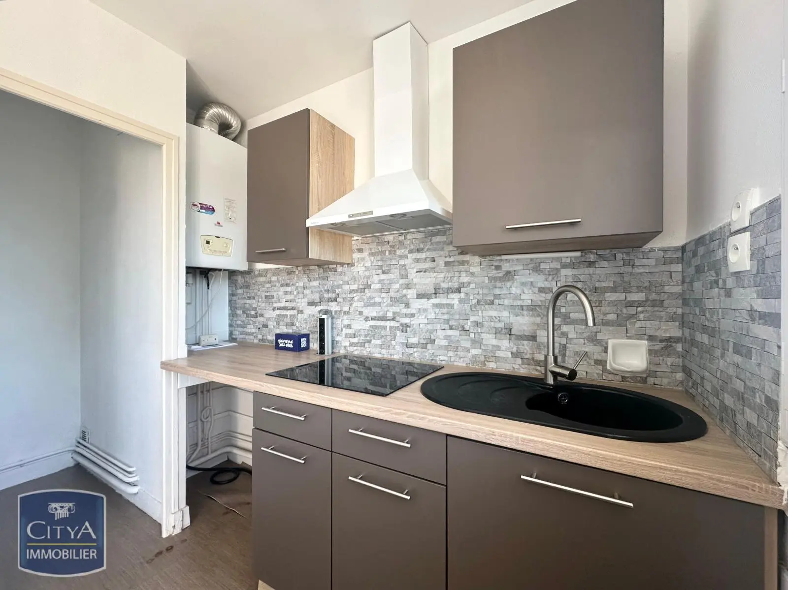 Photo 1 Appartement 1 pièce 26.78m²