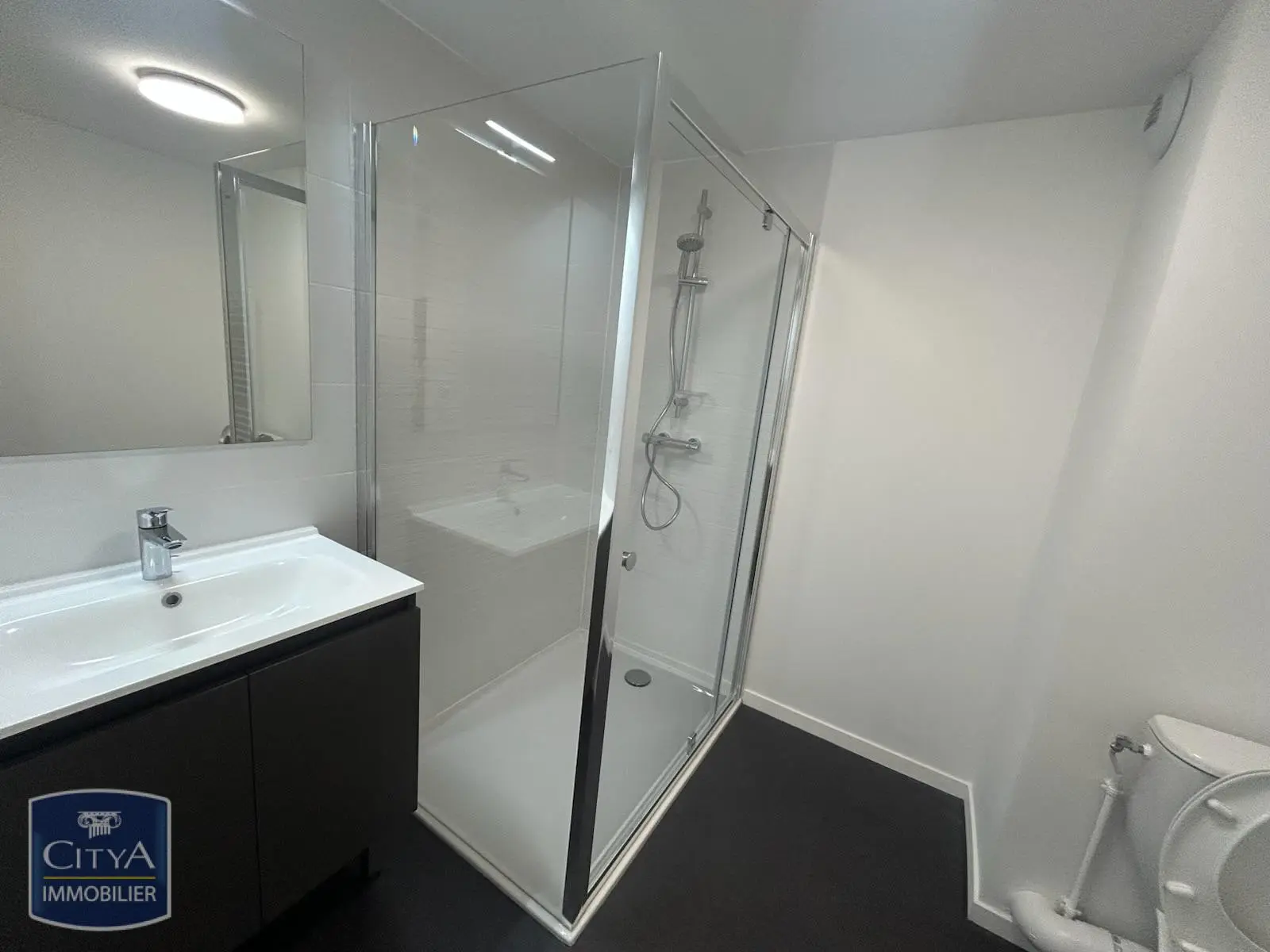 Photo 2 Appartement 1 pièce 23.35m²