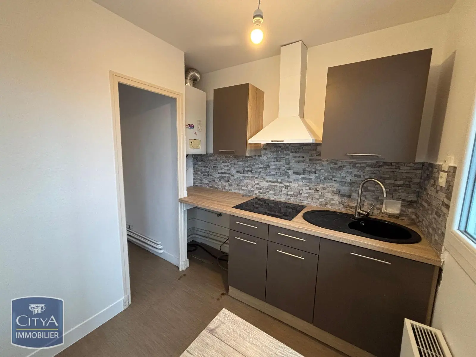 Photo 1 Appartement 1 pièce 26.78m²