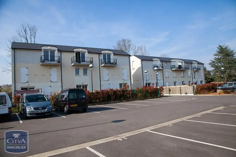 Photo 1 Appartement 1 pièce 23.77m²