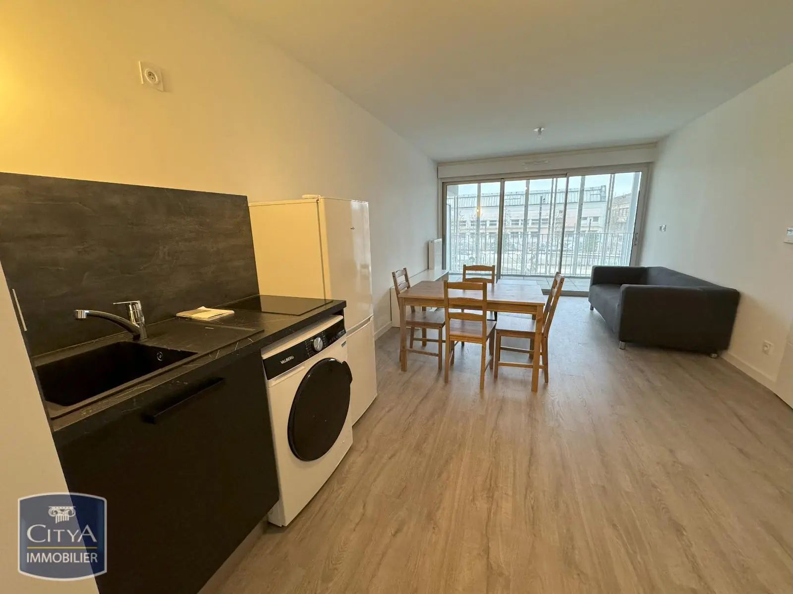 Photo 2 Appartement 2 pièces 41.84m²