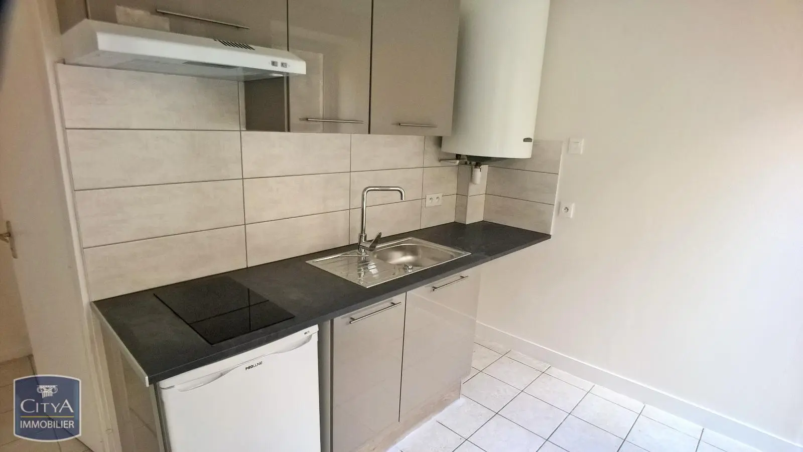 Photo 2 Appartement 1 pièce 20m²