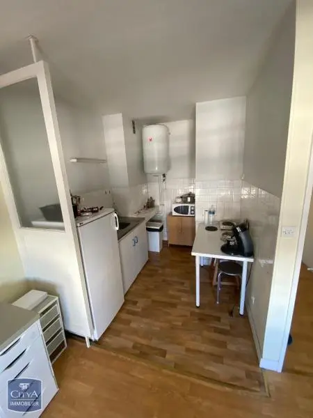 Photo 2 Appartement 1 pièce 27.58m²
