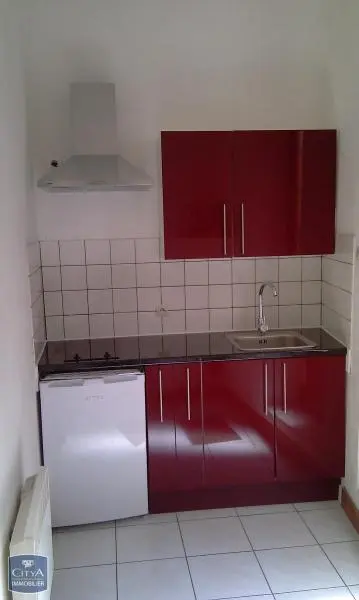 Photo 2 Appartement 1 pièce 28.24m²