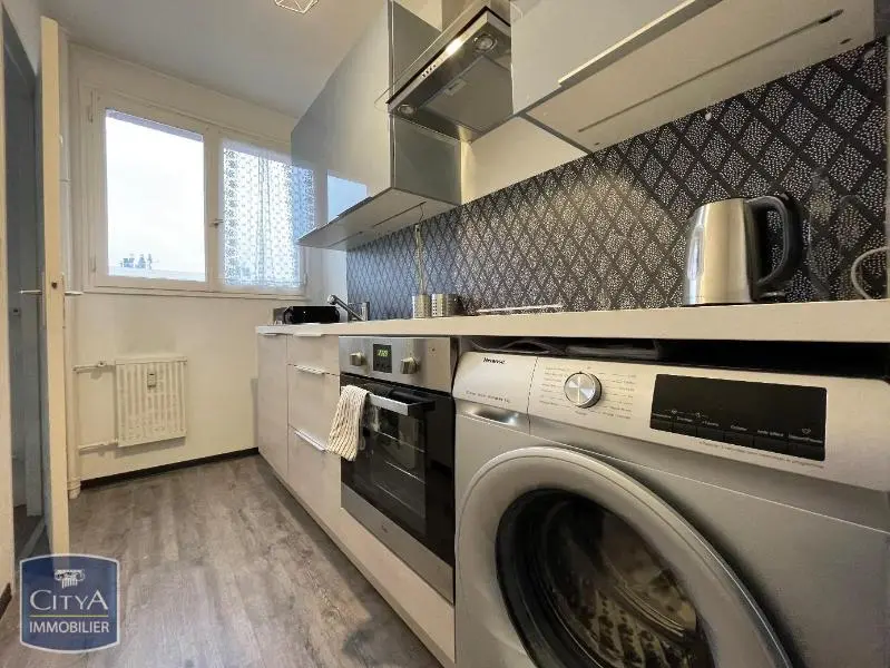 Photo 2 Appartement 1 pièce 27.11m²