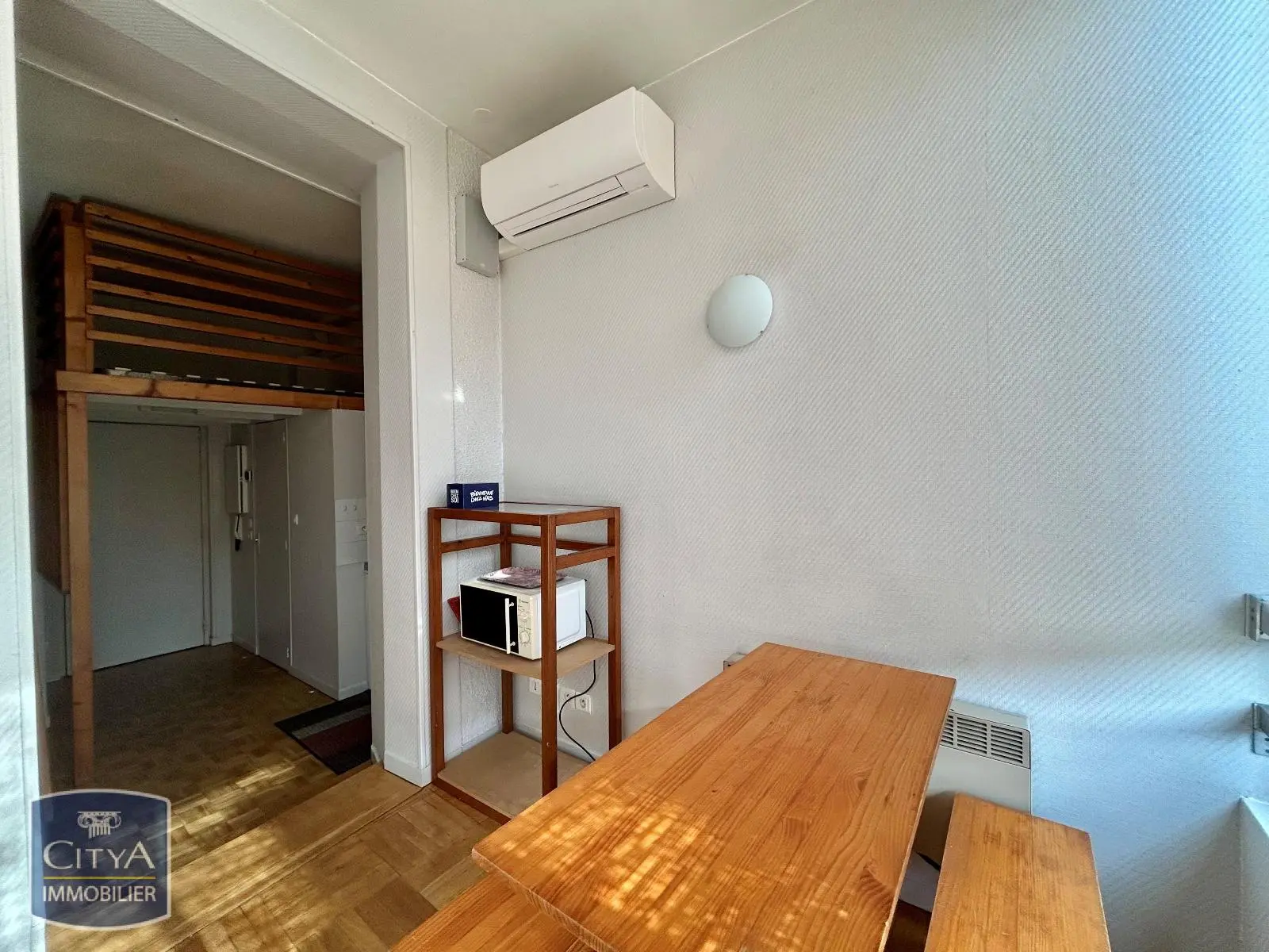 Photo 2 Appartement 1 pièce 14.25m²