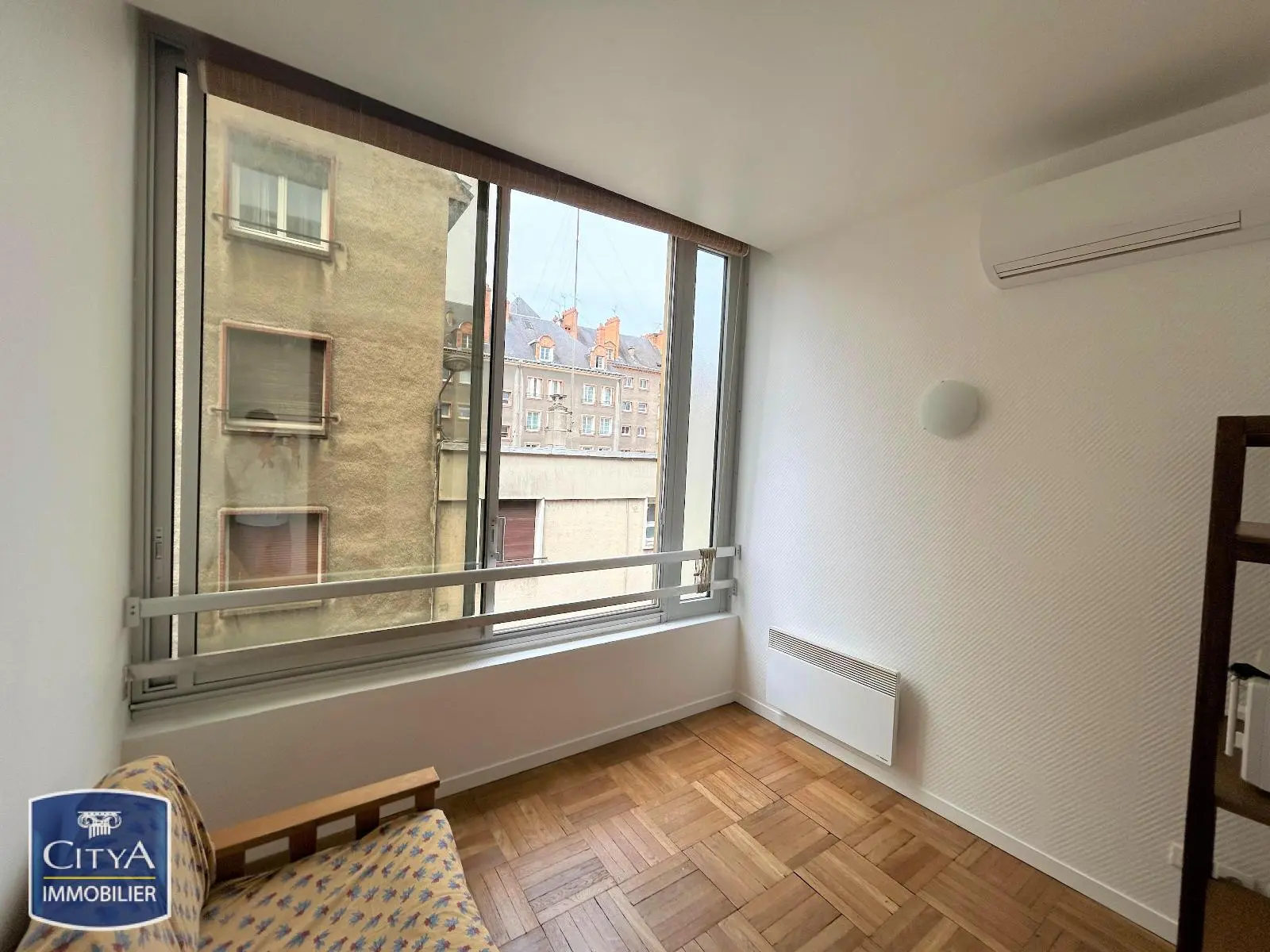 Photo 1 Appartement 1 pièce 14.41m²