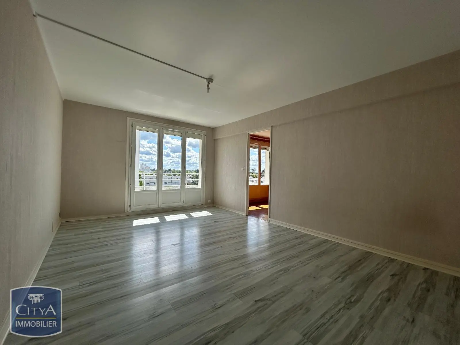Photo 1 Appartement 5 pièces 78.95m²