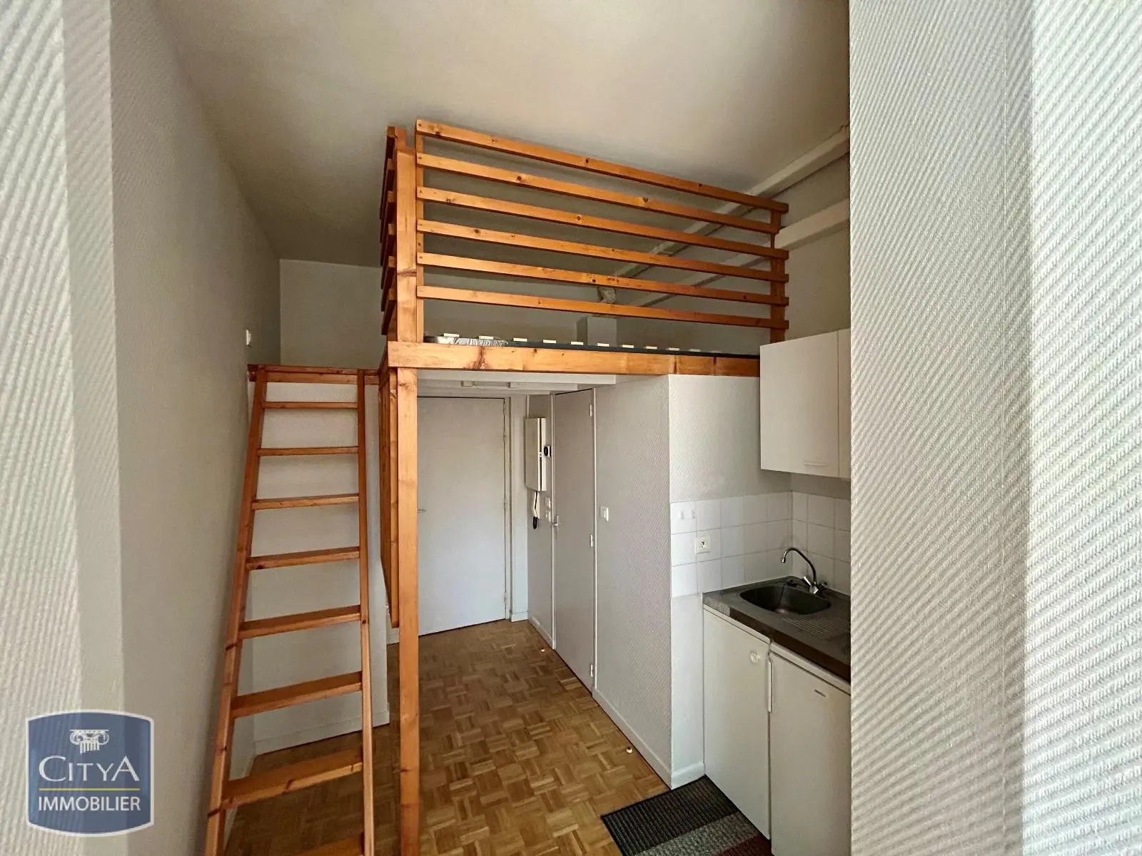 Photo 3 Appartement 1 pièce 14.25m²
