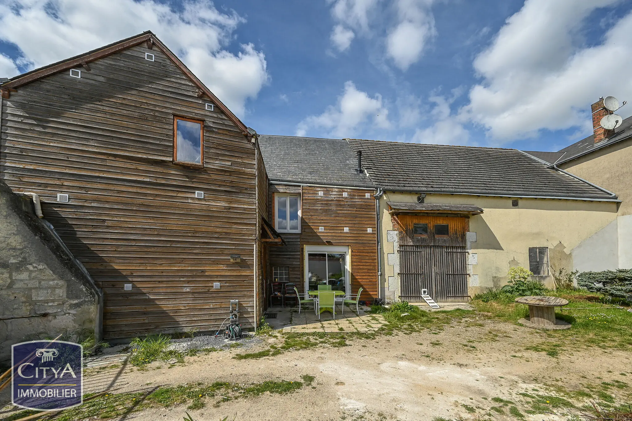 Photo 1 Maison 5 pièces 208.54m²