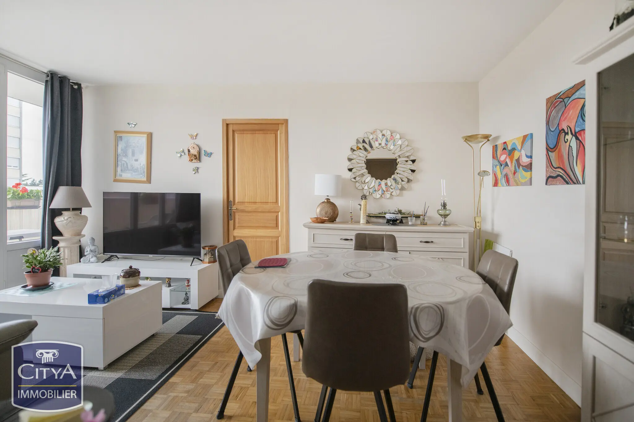 Photo 2 Appartement 2 pièces 56m²