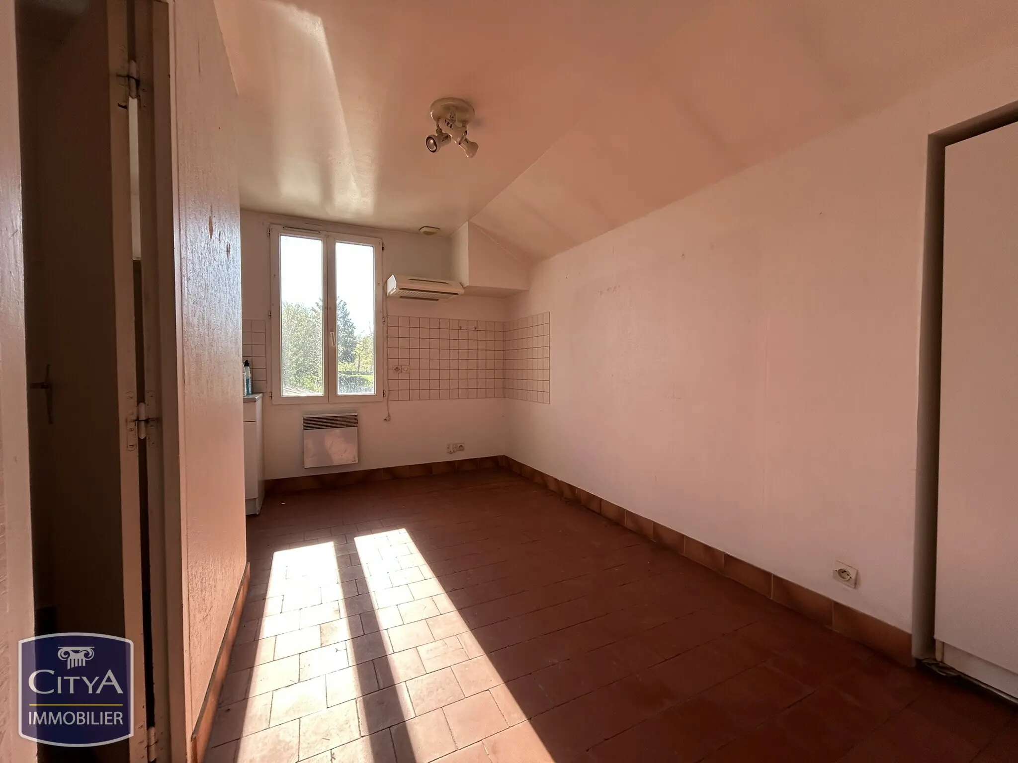 Photo 11 Immeuble 288m²