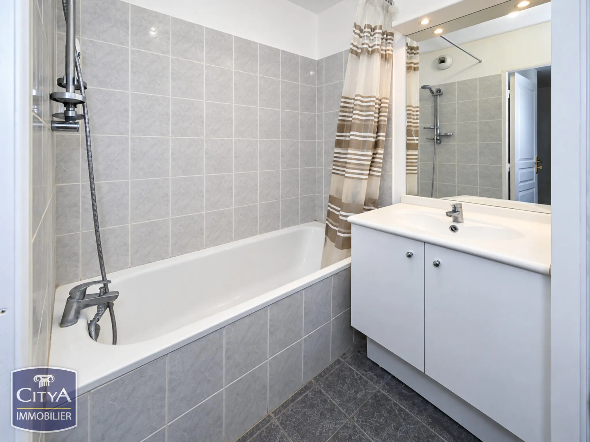 Photo 10 Appartement 2 pièces 49.87m²