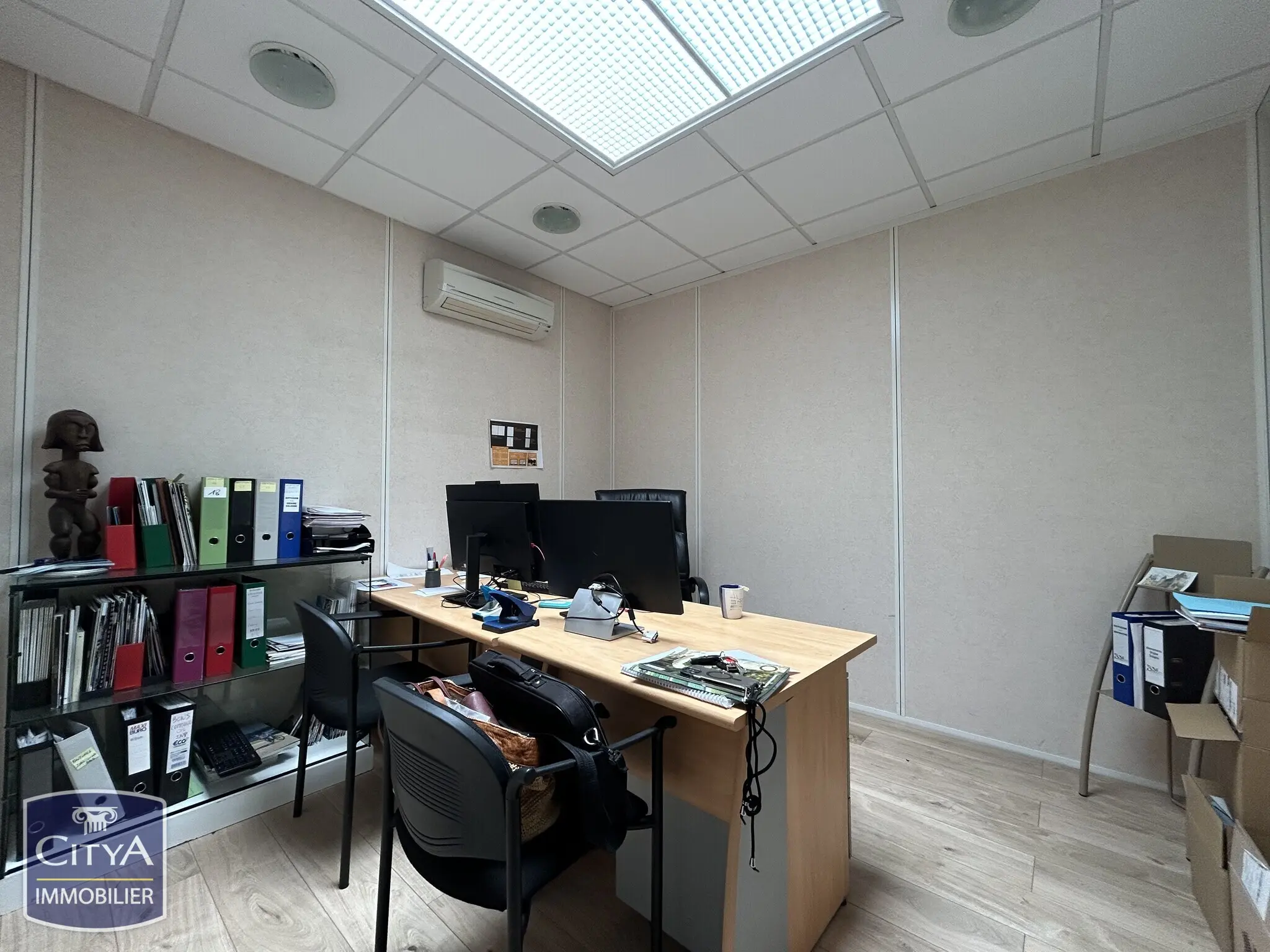 Photo 10 Local Commercial 219.04m²