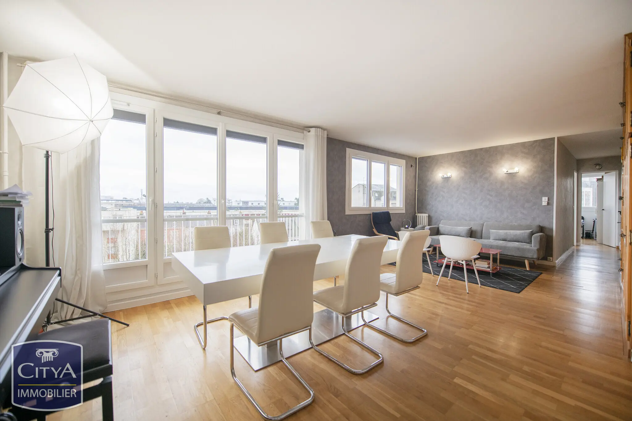 Photo 1 Appartement 4 pièces 82m²