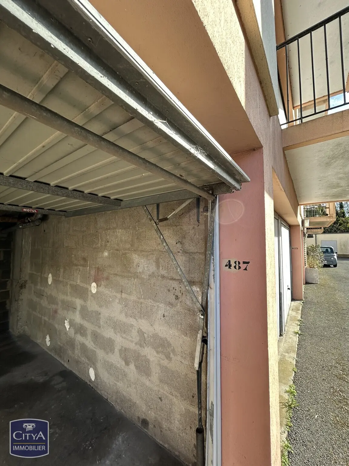 Photo 4 Parking 12m²