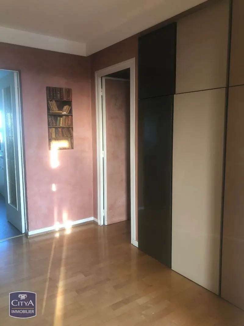 Photo 13 Appartement 5 pièces 109.2m²
