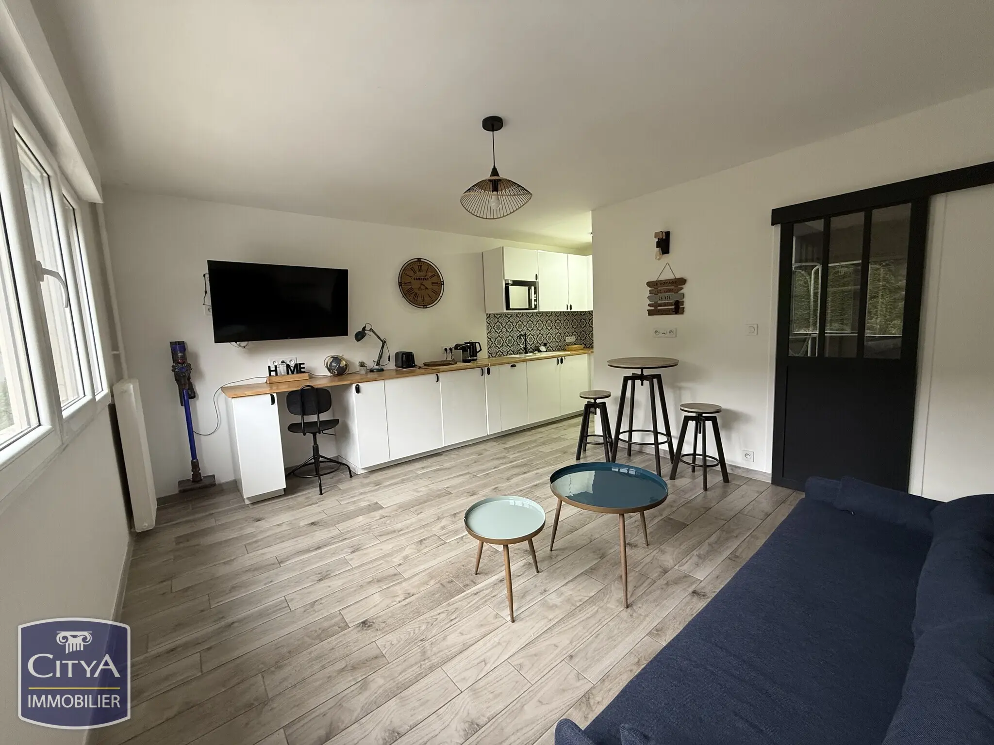 Photo 2 Appartement 1 pièce 25.04m²