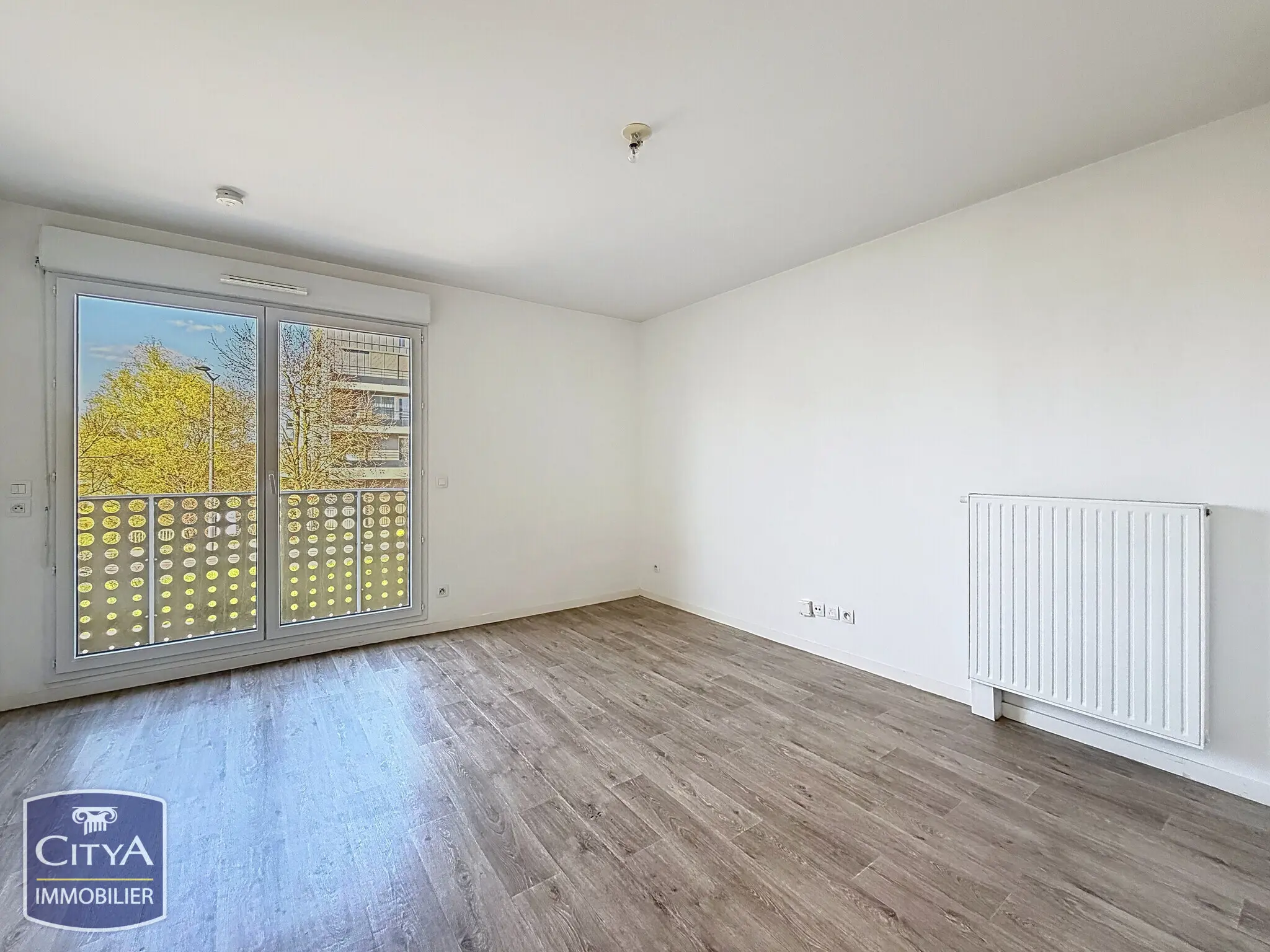 Photo 2 Appartement 1 pièce 24.88m²