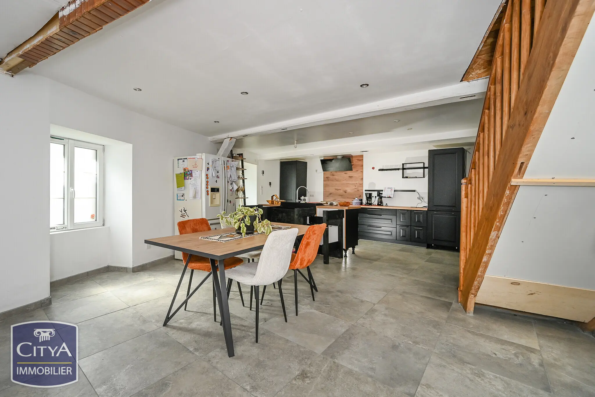 Photo 2 Maison 5 pièces 208.54m²
