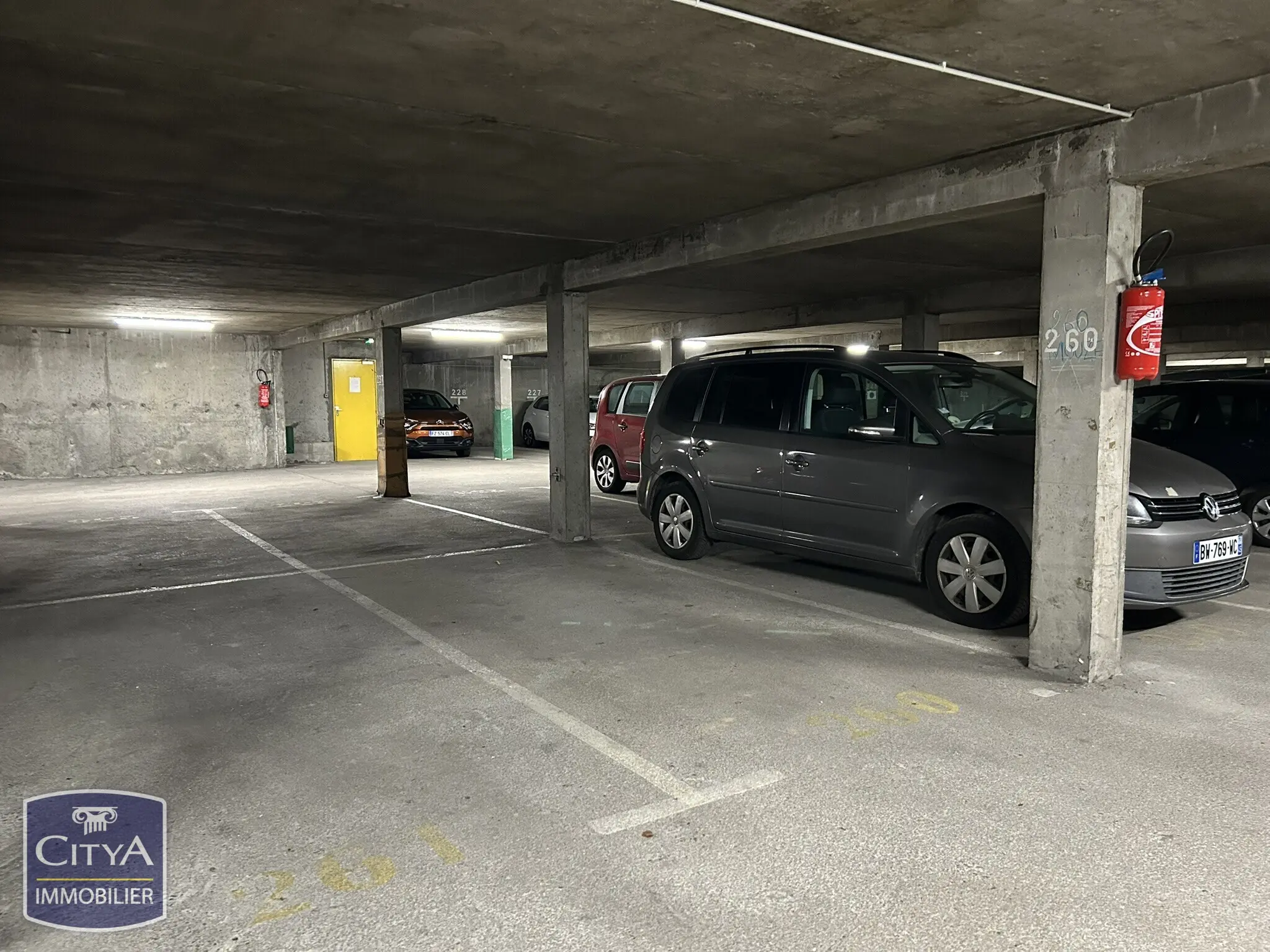 Photo 6 Parking 12m²
