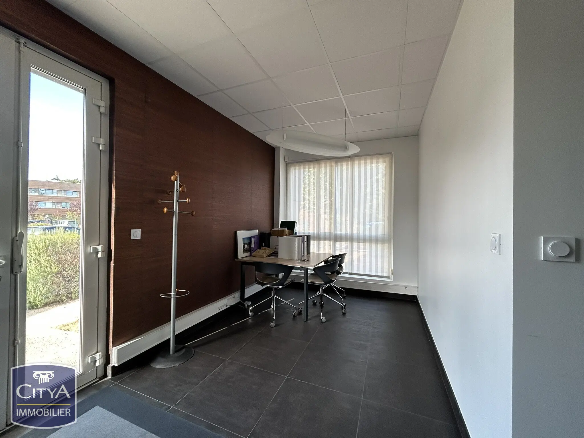 Photo 16 Local Commercial 277.15m²